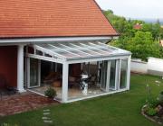 T61, Műanyag alumínium szerkezetű télikert nagy harmonika ajtókkal és üvegtetővel 